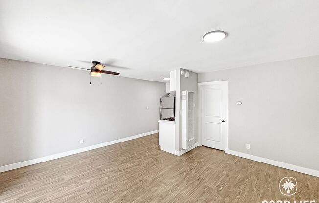 49th St (Units 1-8)
