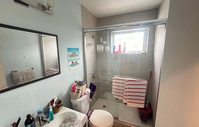 Studio, 1 bath, $1,950