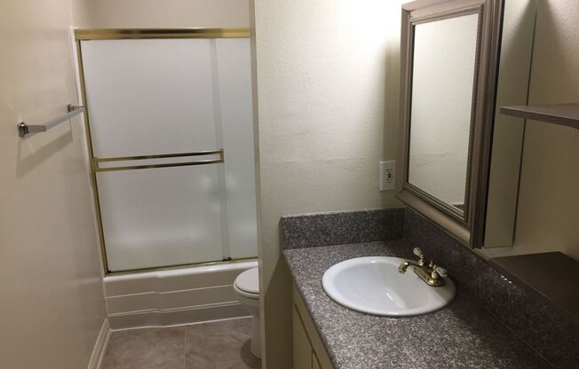 12535 Oxnard LLC