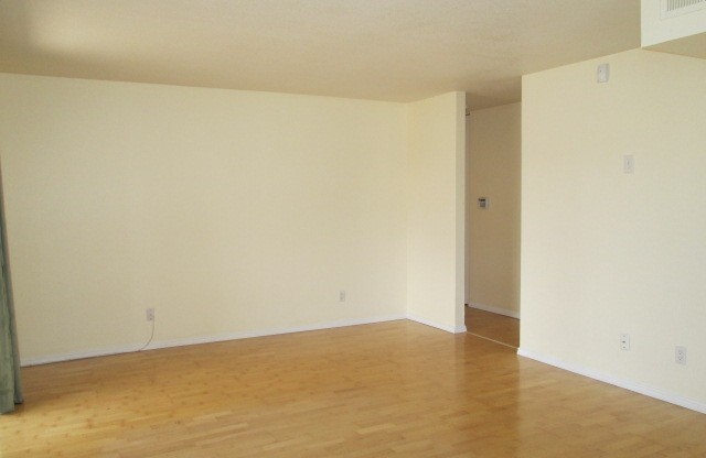 2 Bedroom Condo in Mira Mesa