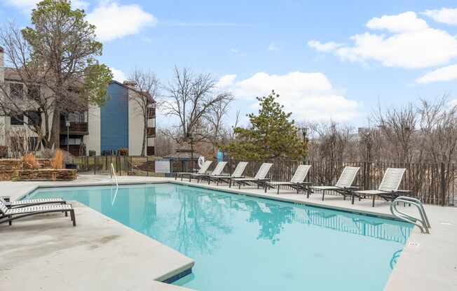 Waterside Apartments Tulsa