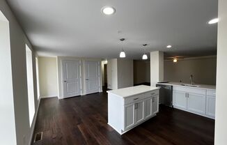 2 beds, 1 bath, 1,185 sqft, $1,695, Unit Apt 104