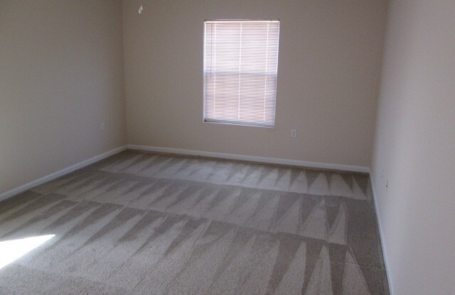 1 bed, 1 bath, 982 sqft, $1,182, Unit 14-207