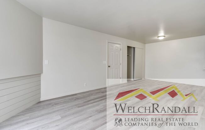 2 beds, 1 bath, $1,095