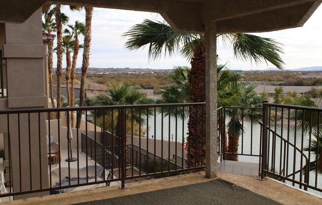 Riverfront 4 Bedroom Vacation Home Includes utiliities Avail January-May 23