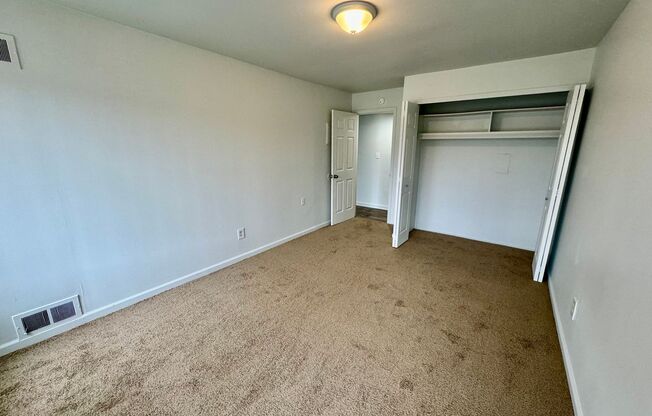 1 bed, 1 bath, 700 sqft, $1,095, Unit #205