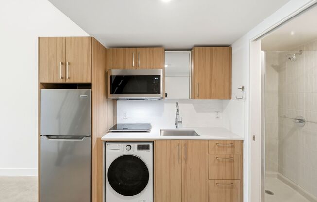 Studio, 1 bath, 390 sqft, $1,895, Unit 304-A