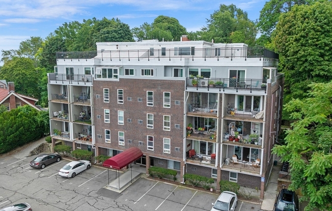 16 ADDINGTON