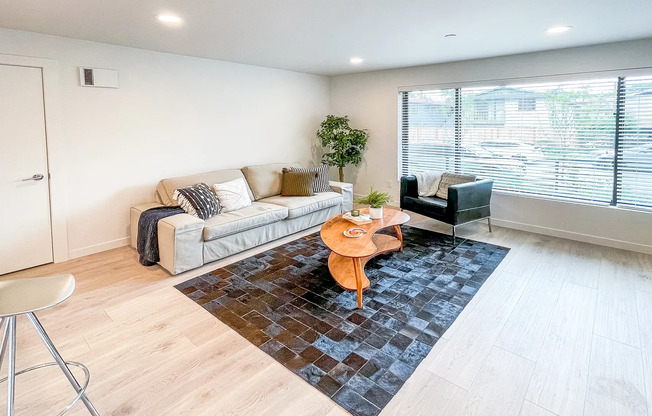 1 bed, 1 bath, 501 sqft, $1,650, Unit 105