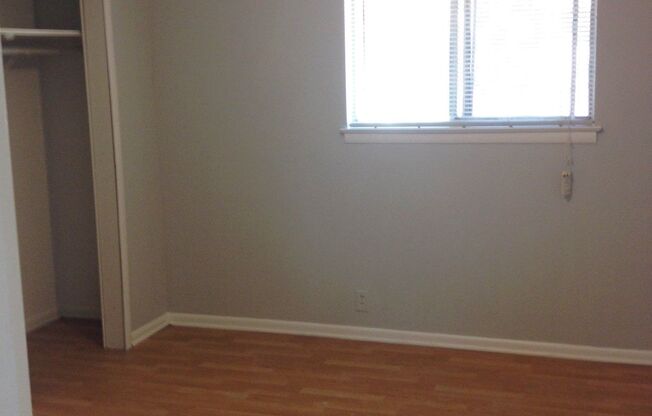 1 bed, 1 bath, 650 sqft, $1,215, Unit 3