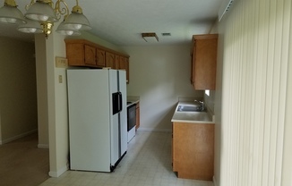 3 beds, 2 baths, $1,250