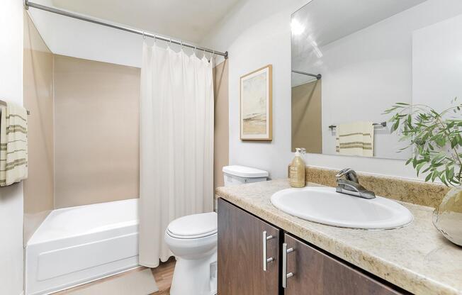 1 bed, 1 bath, 652 sqft, $1,625