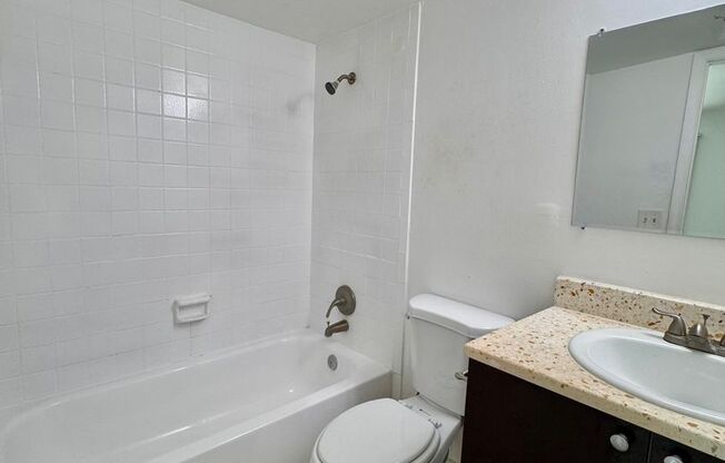 3 beds, 2 baths, 1,205 sqft, $2,075, Unit 003