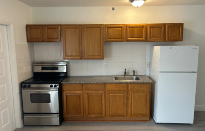 2440 2442 JACKSON ST