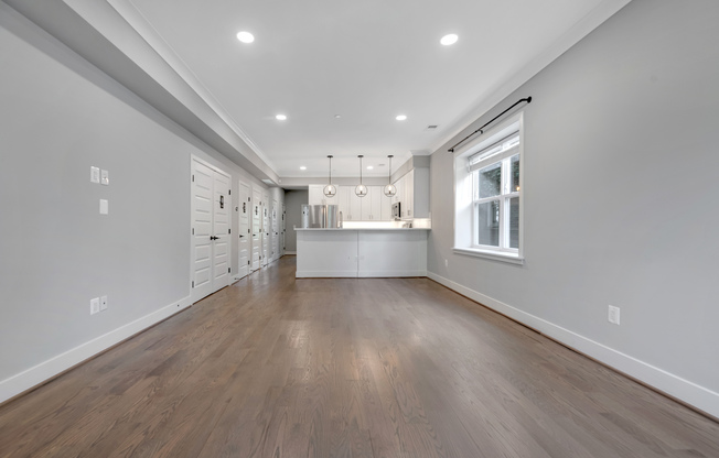 2916 P ST SE