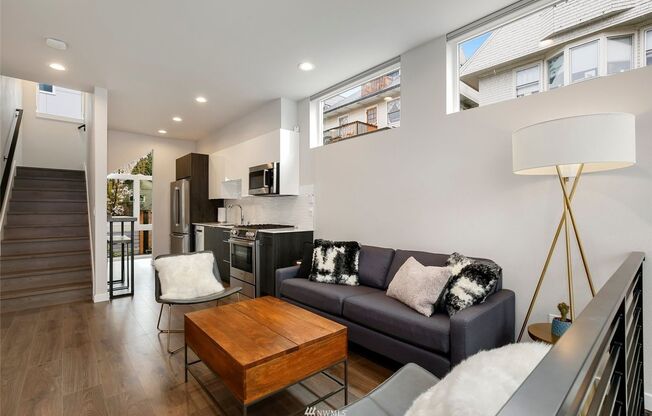 Capitol Hill - Townhouse