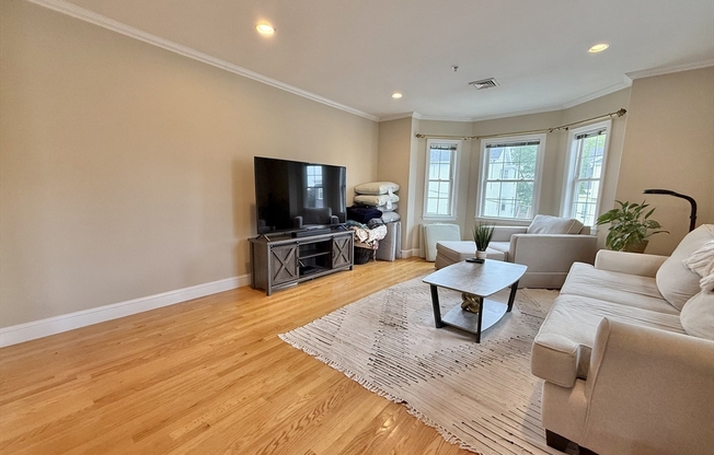 146 ADAMS ST