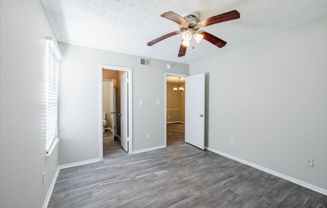 1 bed, 1 bath, 612 sqft, $895, Unit H094