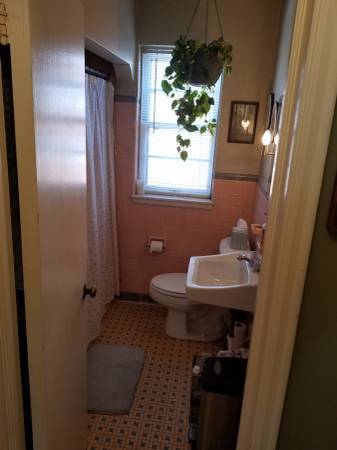 1 bed, 1 bath, 573 sqft, $1,069, Unit 204