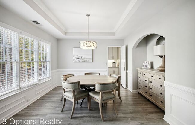 5010 Magnolia Walk