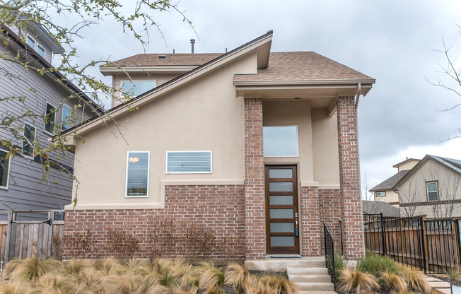 Crestview Station Community! North Lamar / 183 Area