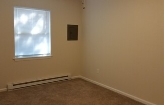 2 beds, 1 bath, 770 sqft, $1,000, Unit Unit 1