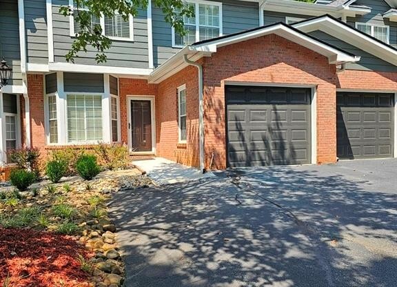 2680 PINE TREE RD NE