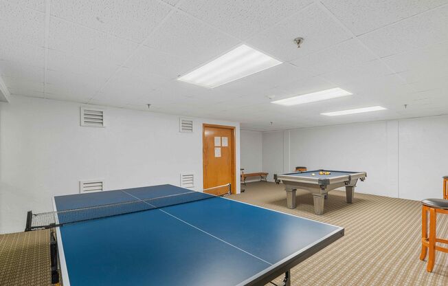 1 bed, 1 bath, 908 sqft, $3,000, Unit T103