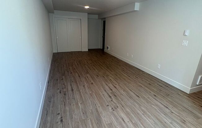 Denny Apartments