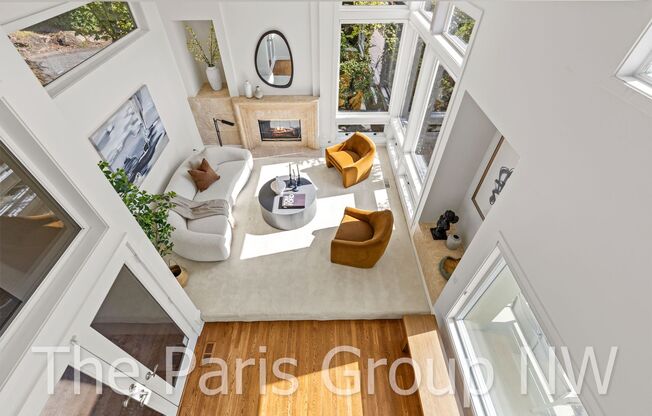 Stunning 3 Story Kirkland Water View Home * Central A/C * Pristine * Ideal Location