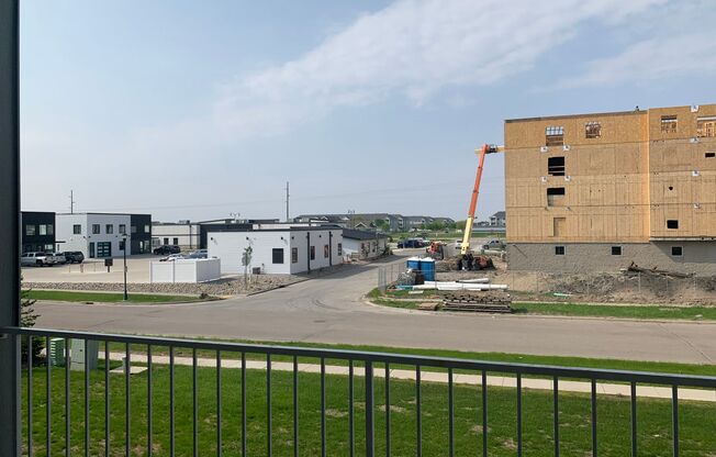 1 bed, 1 bath, 718 sqft, $985, Unit 621-207