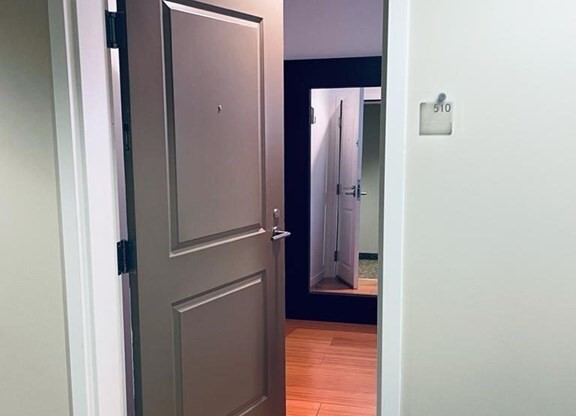 1 bed, 1 bath, 663 sqft, $3,400, Unit 510