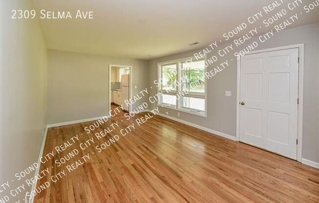 2309 SELMA AVE