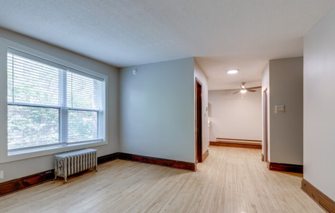 1 bed, 1 bath, 557 sqft, $975, Unit 233-308