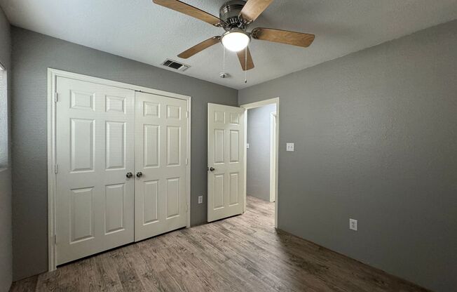 Newly Renovated Duplex in NE San Antonio!