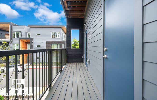 2 beds, 1 bath, 845 sqft, $1,550, Unit E222