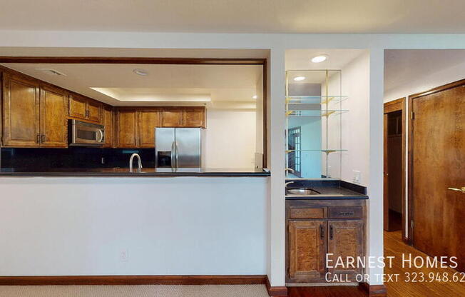 880 W 1st St Apt 216