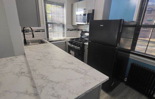 1 bed, 1 bath, 650 sqft, $1,225, Unit 12-3287