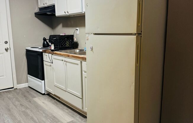 Benton Blvd 1-Bed & 2-Bed