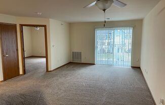 1 bed, 1 bath, 805 sqft, $1,435, Unit 925-306