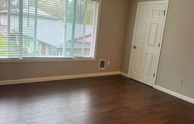1 bed, 1 bath, 600 sqft, $1,325, Unit 25