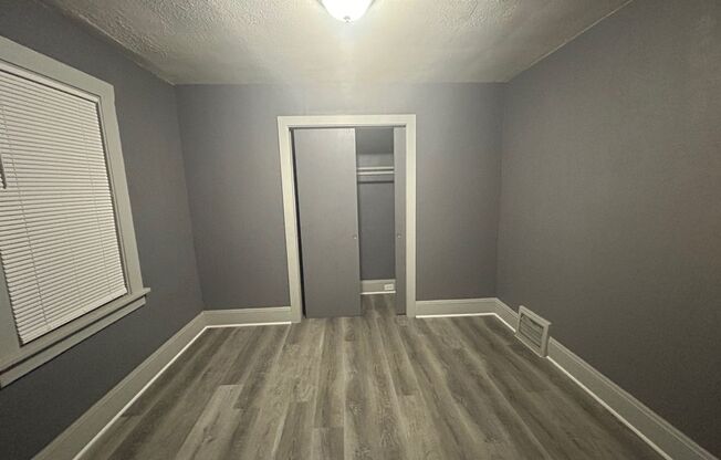 1 bed, 1 bath, 428 sqft, $750, Unit Unit 4