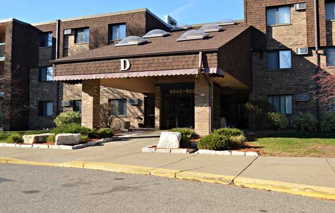 Woodland North Apartments exterior front building