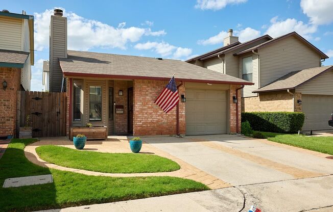 413 SAN MARIA DR