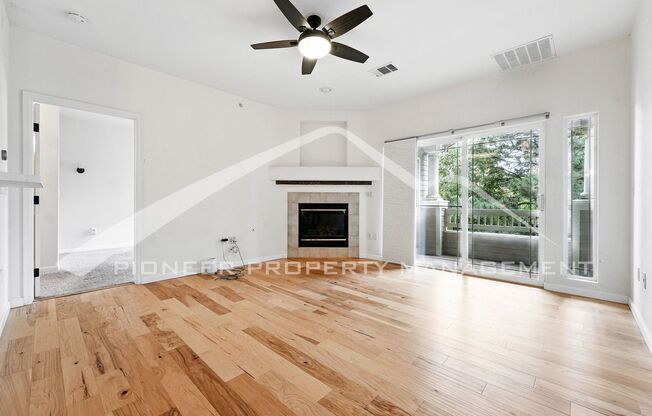 Spacious Condo with Central AC and Washer/Dryer