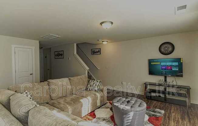 705 ANGLIN FRST WAY