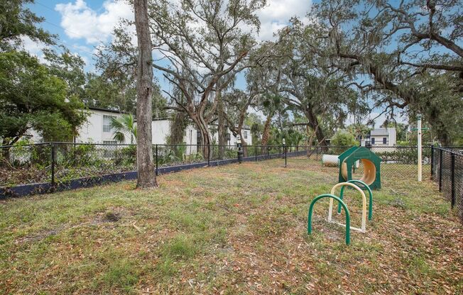 2 beds, 1.5 baths, 992 sqft, $1,275, Unit 817