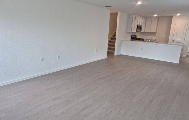 ONE MONTH FREE RENT – BRAND-NEW 4-BEDROOM HOME IN VIDA! MOVE-IN READY!
