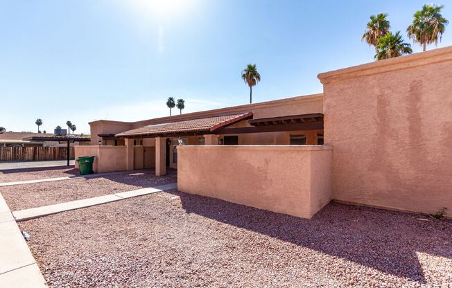 615 N Arrowhead Dr
