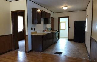 2 beds, 1 bath, $995